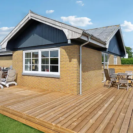 Lovely In With Wifi Holiday home *